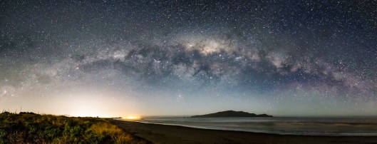 Milky Way over Kapiti.Neil Gordon.N
